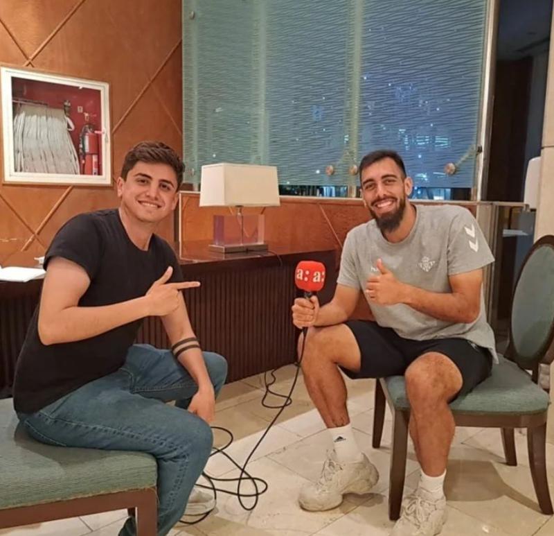 Carlos Rudloff trabajando para Radio Agricultura - Créditos: Redes Sociales