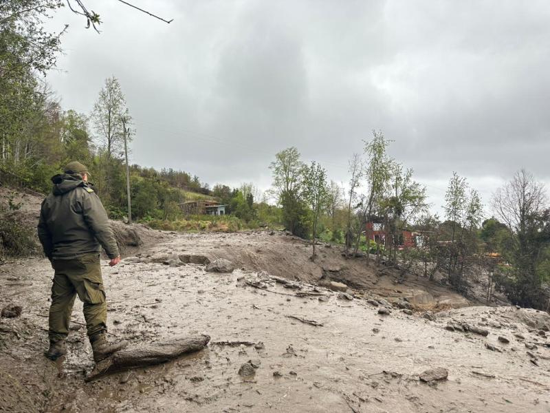 Carabineros de Chile - Aluvión en Los Ríos