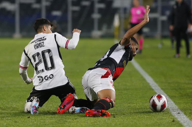 Alexander Oroz ante Curicó Unido por Colo Colo / Photosport
