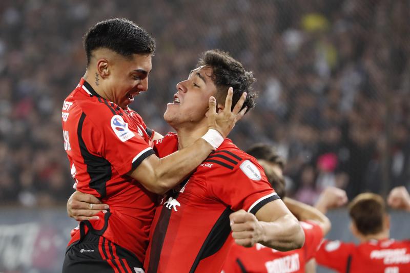 Damián Pizarro y Jordhy Thompson están a la espera de un castigo interno por parte de Colo Colo - Créditos: Photosport