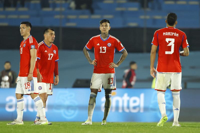 Los cuestionados de la Roja que perdieron bonos en la derrota ante Uruguay - Créditos: Photosport