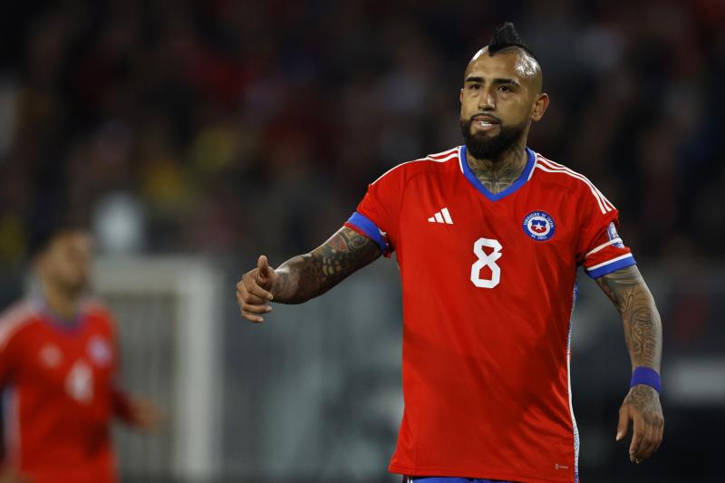 Arturo Vidal respondió con todo a Johnny Herrera. (Photosport)