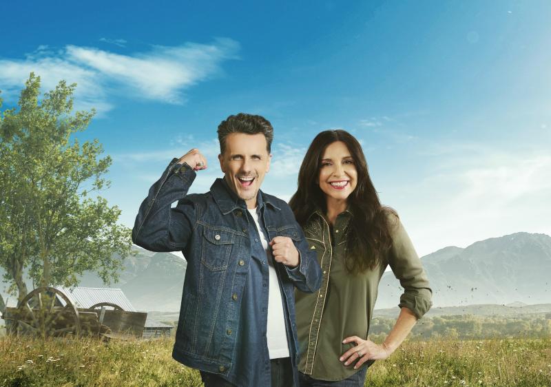 Canal 13 - Sergio Lagos y Karla Constant animarán 'Tierra Brava'