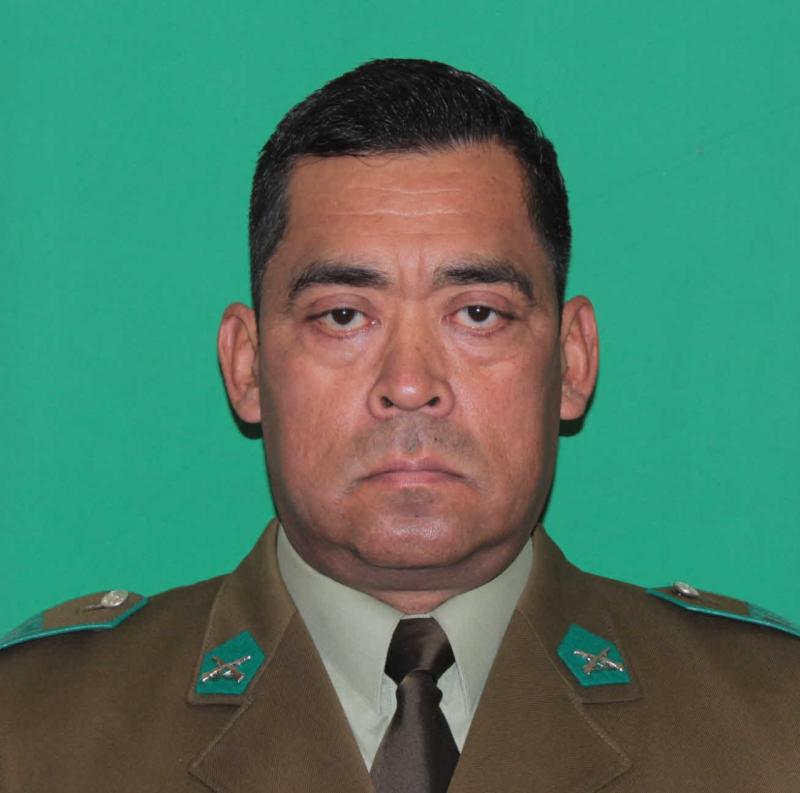 Sargento 1° Raúl Eduardo Villegas Ortiz, uno de los carabineros fallecido en procedimiento en Calle Larga