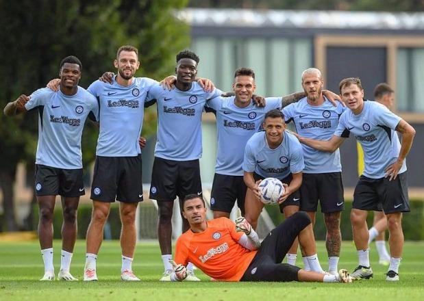 DT de Alexis Sánchez quedó sorprendido con los primeros entrenamientos del chileno en Inter de Milán. / Foto: @alexis_oficia1