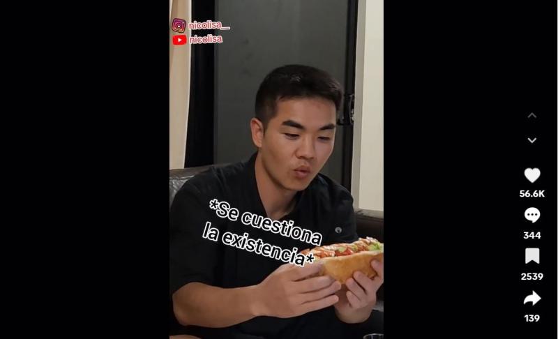 TikTok @_nicolisa_ - Coreano sorprendido con completo