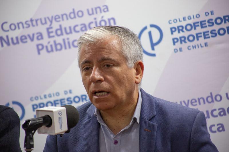 Agencia Uno - Presidente del Colegio de Profesores, Carlos Díaz