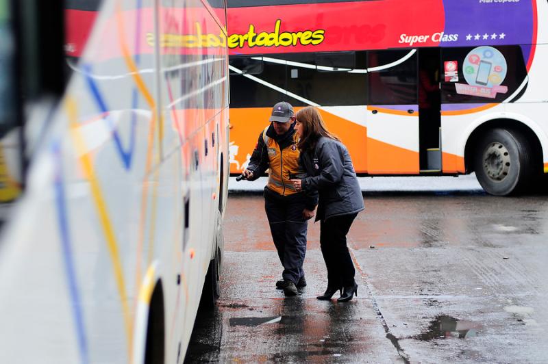 Agencia Uno - Fiscalización a buses
