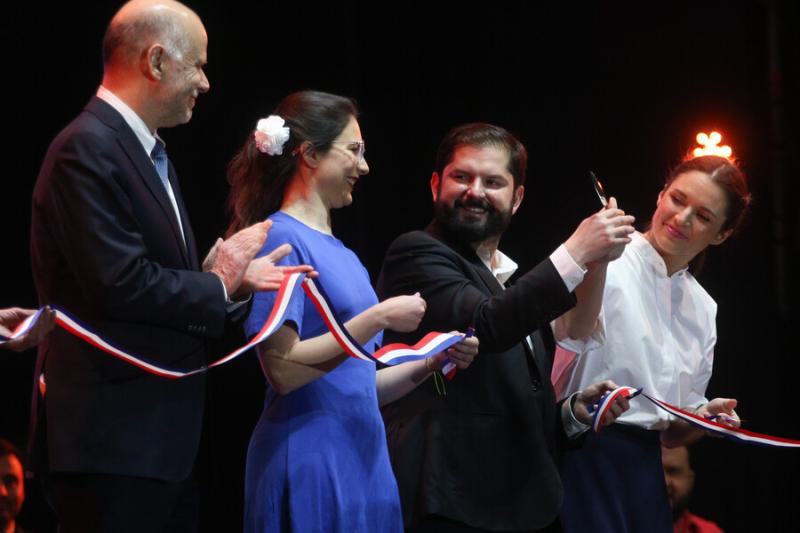 Agencia Uno - Inauguración de fondas en Chile