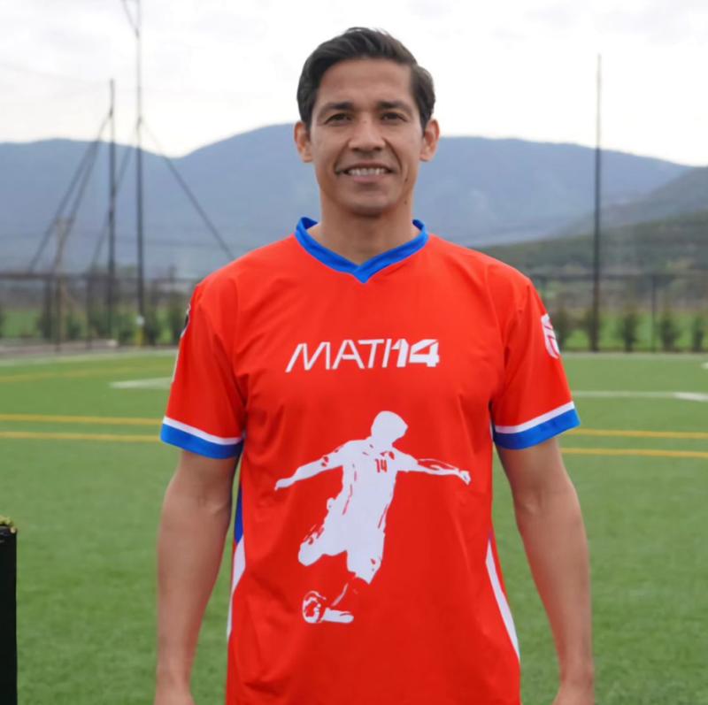 Matías Fernández compartió las camisetas de su despedida - Créditos: Instagram