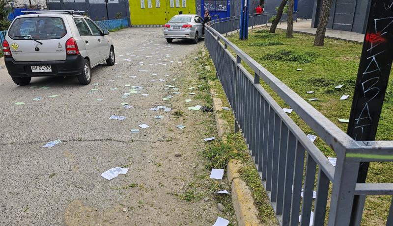 Hinchas de la U se manifestaron contra Azul Azul - Créditos: ADN Radio