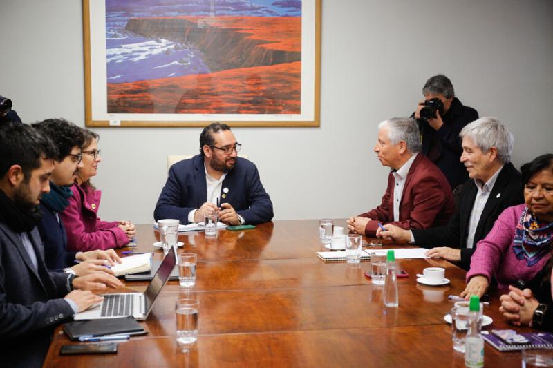 Agencia Uno - Ministro Cataldo y Colegio de Profesores