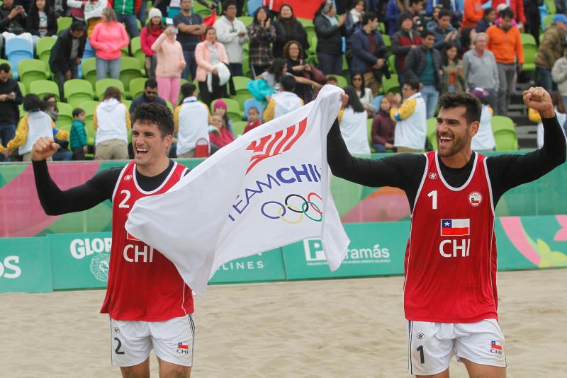 Agencia Uno - Primos Grimalt en Santiago 2023