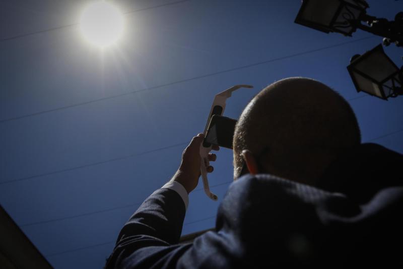 Agencia Uno - Referencial de eclipse.