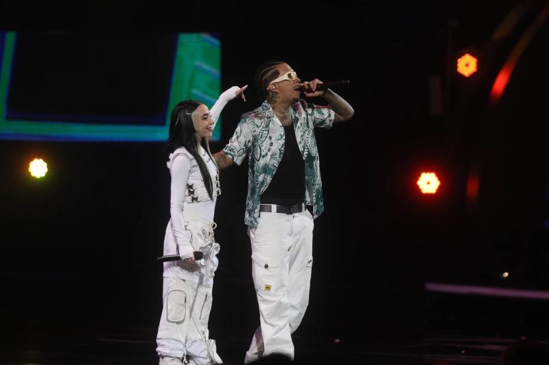 Agencia Uno - Nicki Nicole y Young CIster.