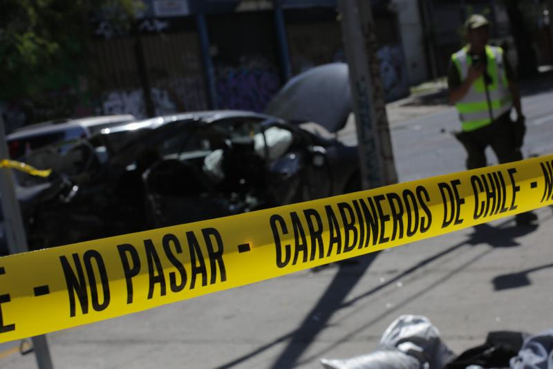 Agencia UNO referencial - Carabineros detiene a tres hombres en auto con encargo por robo