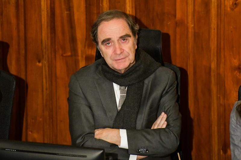 Hernán Larraín: "Ni Bachelet, ni Piñera, ni Boric han podido gobernar bien porque el sistema está muy quebrado"