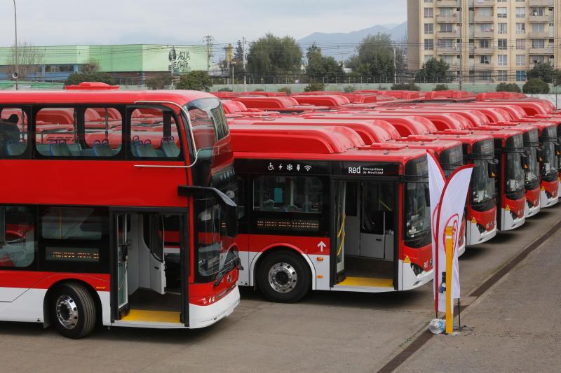 Agencia Uno - Los nuevos buses de dos pisos del sistema Red