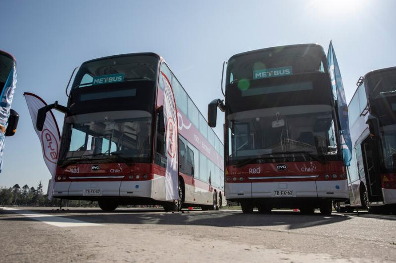 Agencia Uno - Buses de dos pisos en Santiago