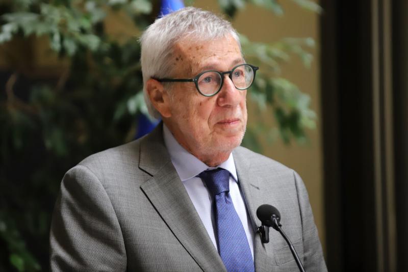 Agencia Uno - Ministro Alberto van Klaveren