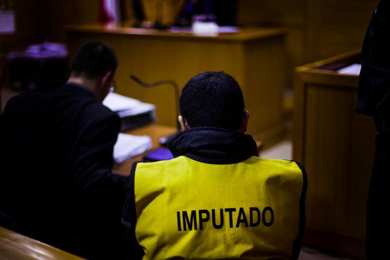 Agencia Uno (Referencial) - Su cita de Tinder lo quiso asaltar y se defendió pegándole un martillazo en la cabeza