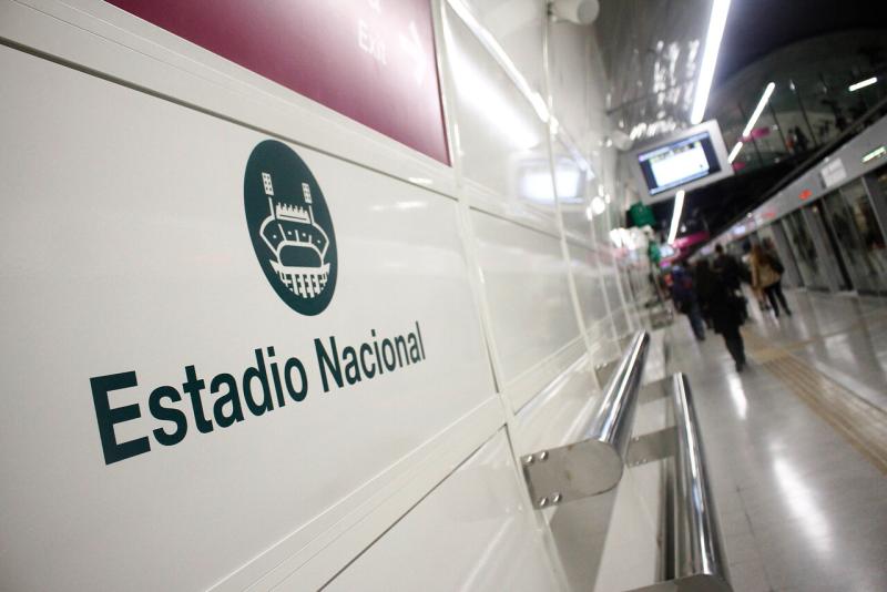 Agencia Uno - Habrá modificaciones en el Metro por inauguración de Santiago 2023