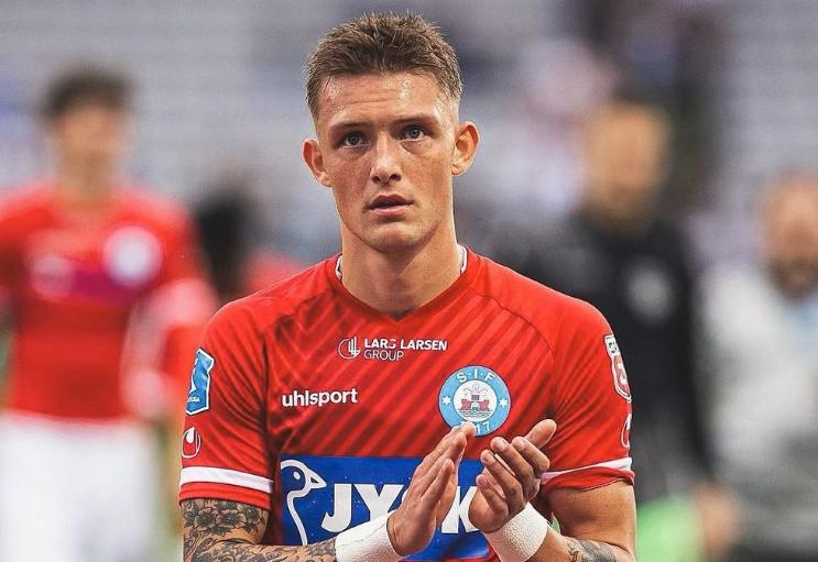 Oliver Sonne palpitó el duelo entre La Roja y Perú. Crédito: @oliiversonne