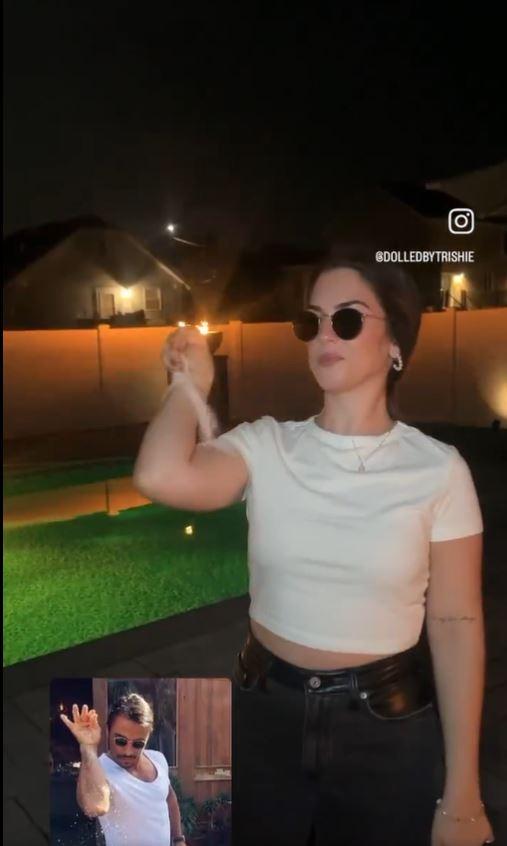 Captura - Fiesta temática de memes.