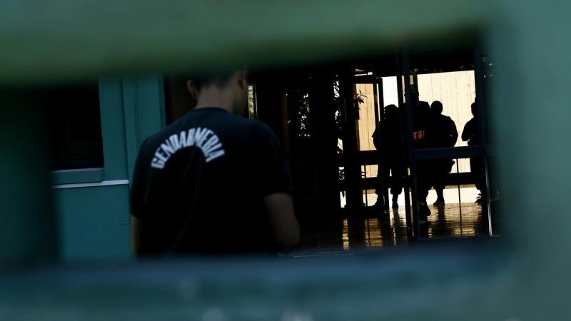 Agencia Uno (Referencial) - Gendarmes son baleados en Puente Alto