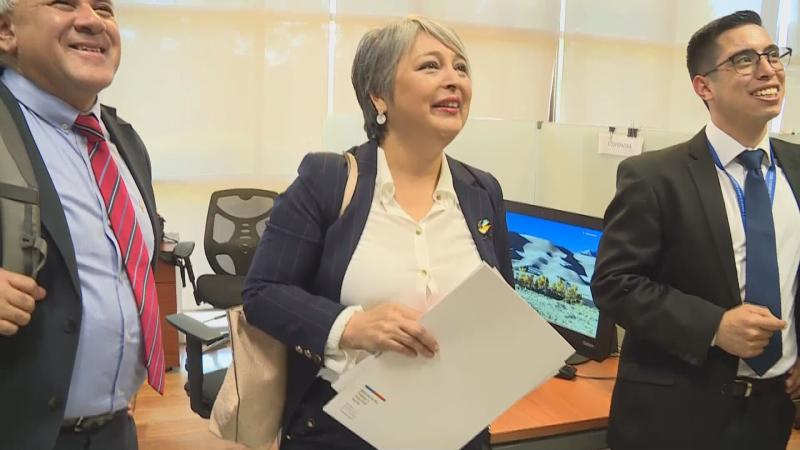 Agencia Uno - Ministra del Trabajo, Jeannette Jara y oro de su sobrino