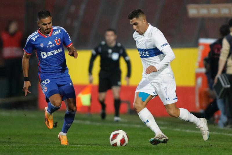 El Clásico Universitario entre la UC y la U se jugará en medio de la Teletón - Crédito: Photosport.