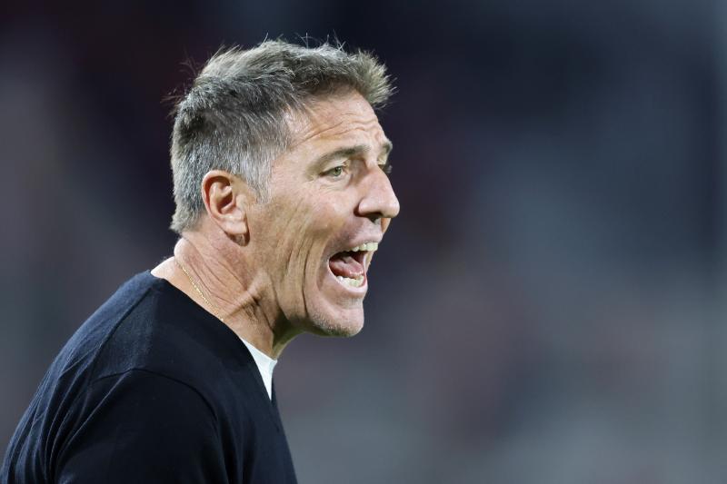 Eduardo Berizzo recibió el respaldo de Pablo Milad - Crédito: Photosport