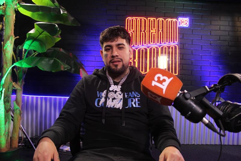 T13 - Julianno Sosa da su primera entrevista a un canal de televisión.