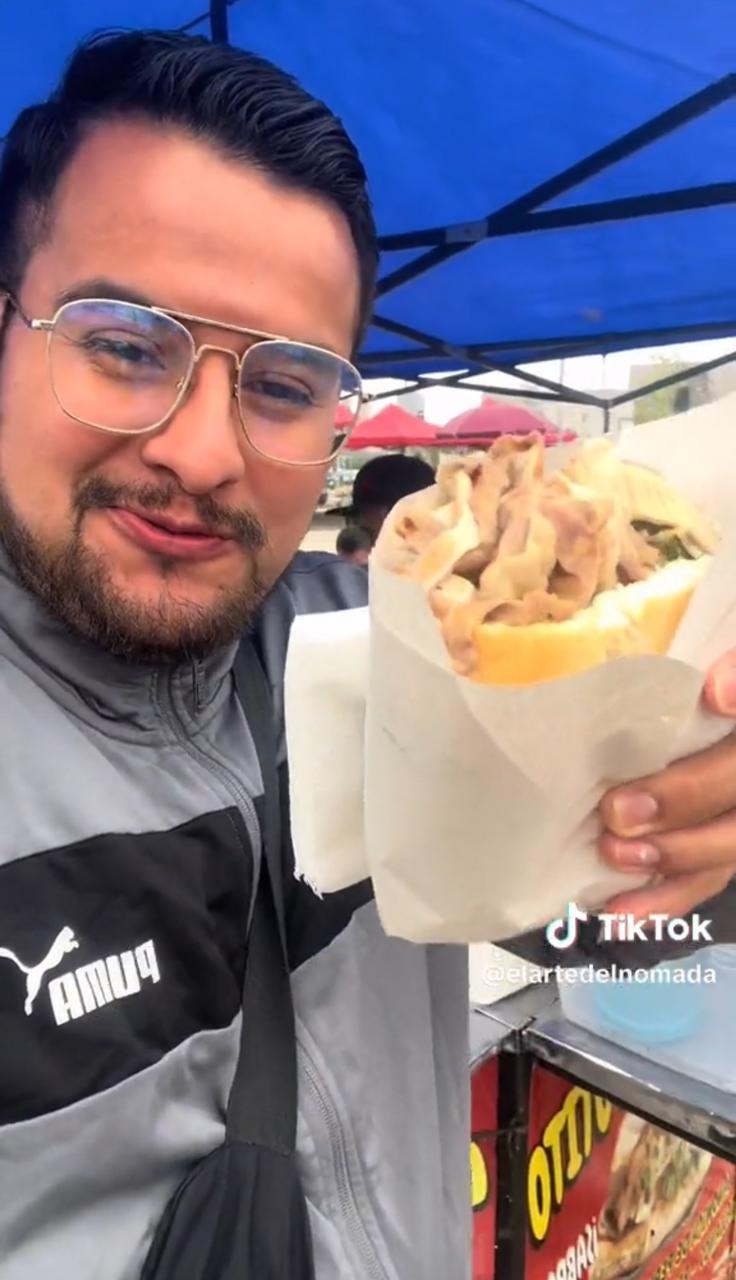 TikTok (@elartedelnomada) - Mexicano prueba sándwich de potito