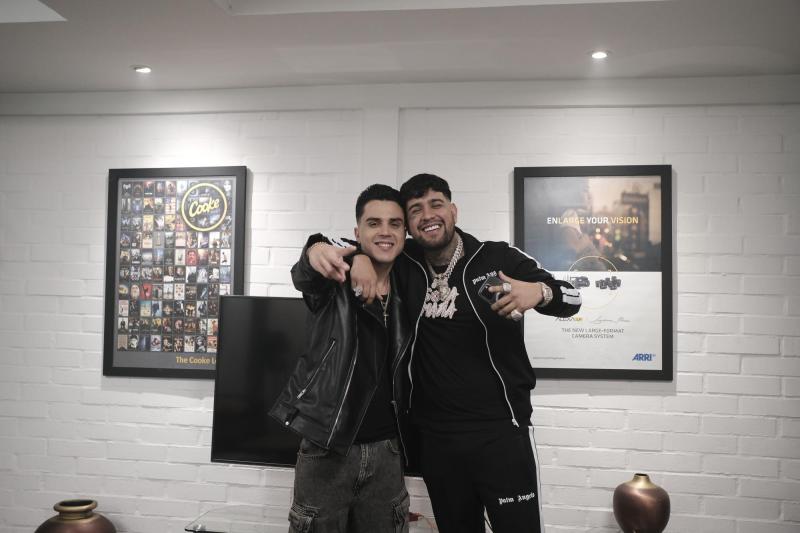 Chosen Few - Darkiel junto a Julianno Sosa.