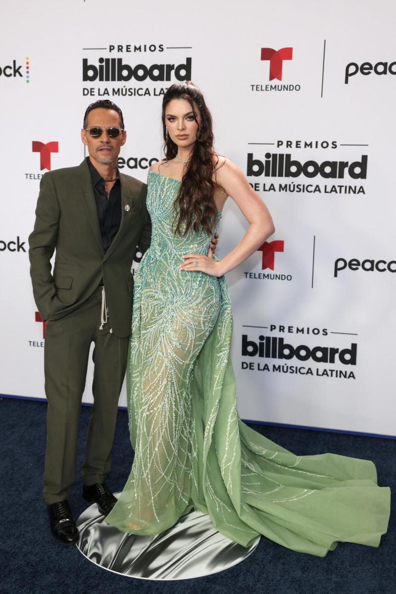 AFP - Marc Anthony junto a su pareja Nadie Ferreira.