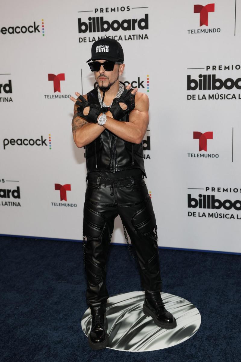AFP - Yandel en la alfombra roja de los Billboard Latin.
