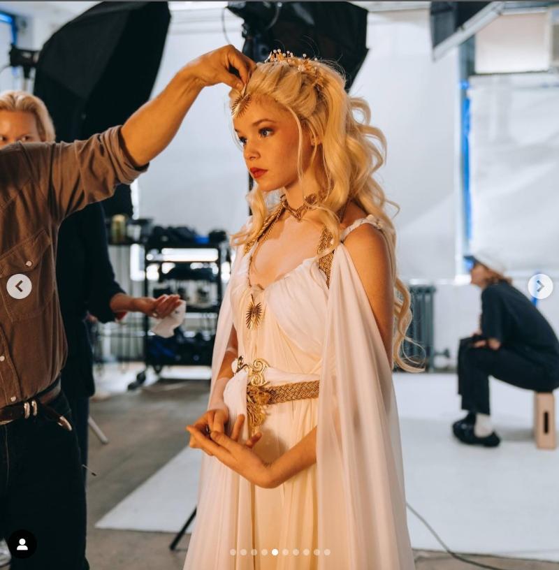 La hija de Neil Patrick Harris como Afrodita