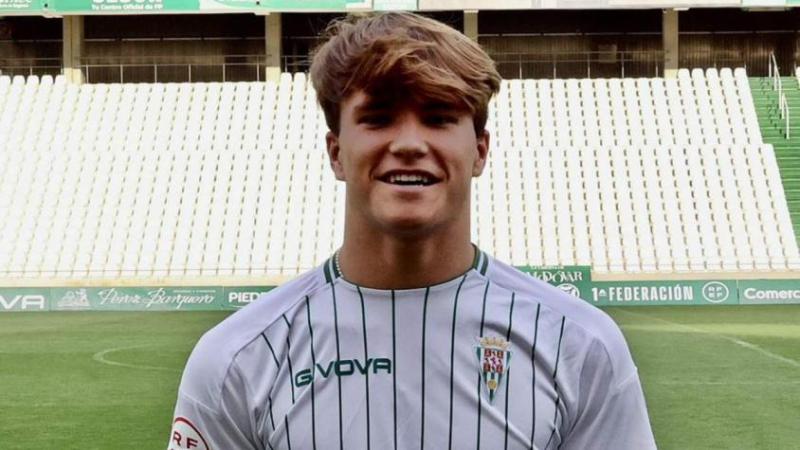 El emotivo homenaje del Córdoba a Álvaro Prieto, el joven futbolista español fallecido