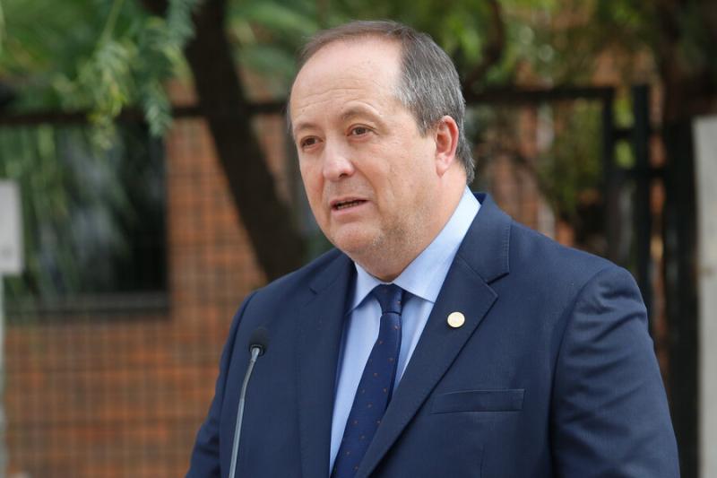 Agencia Uno - Fiscal nacional, Ángel Valencia