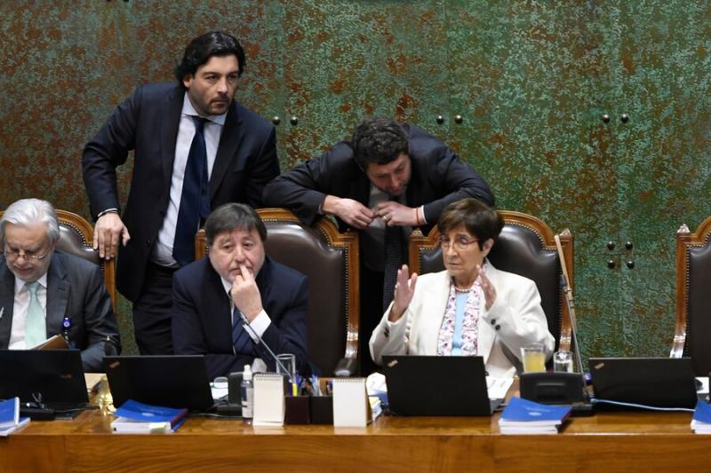 Agencia Uno - Discusión en la cámara por veto presidencial