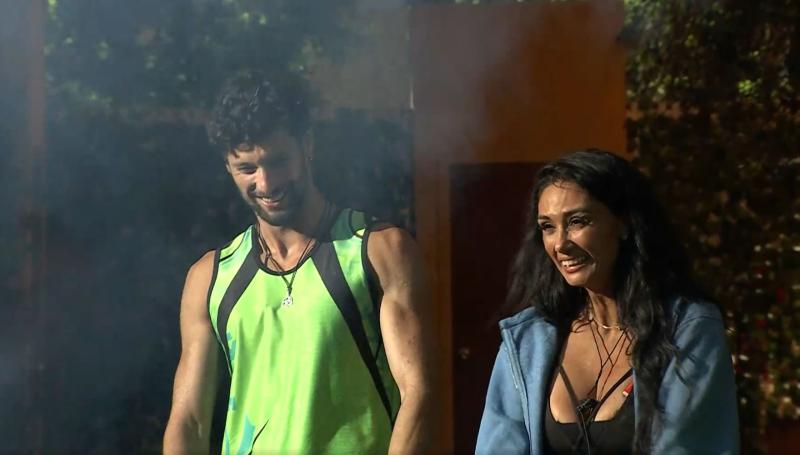 El coqueteo de Jhonatan Mujica con Pamela Díaz en debut de Tierra Brava