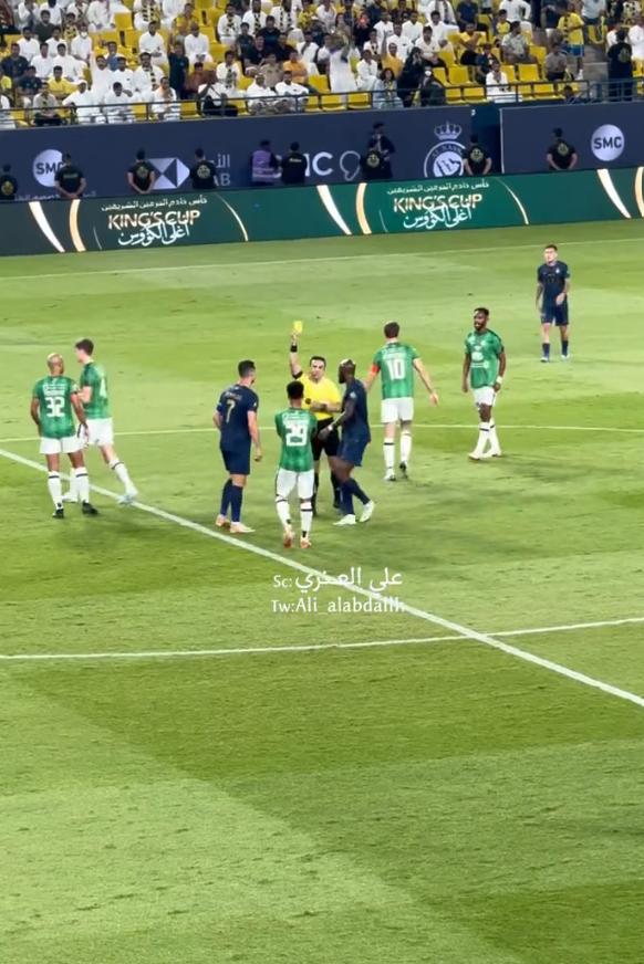 Piero Maza le mostró la cartulina amarilla a Cristiano Ronaldo - Créditos: Captura