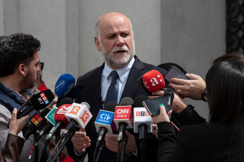 Agencia Uno - Ministro Elizalde anuncia urgencia a ley contra llamadas spam