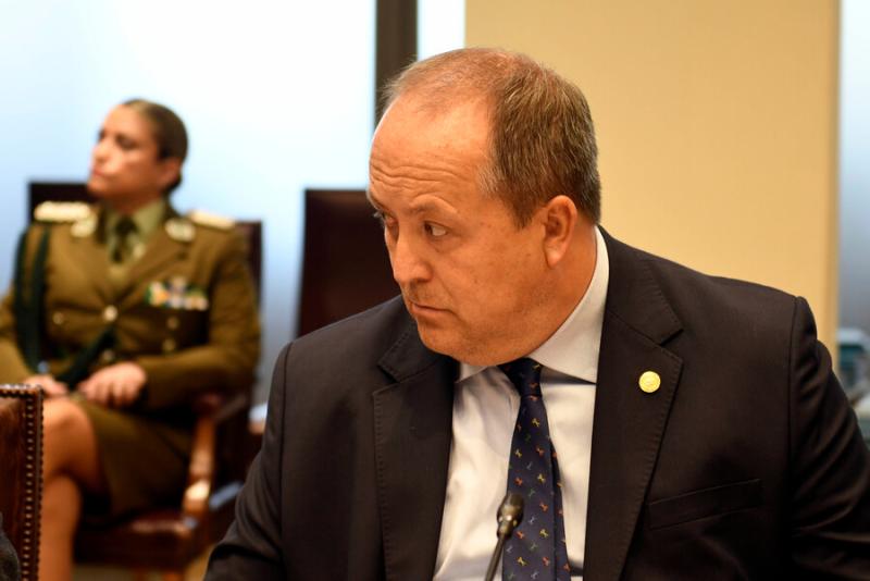 Agencia Uno - Fiscal Ángel Valencia y senadora Campillai