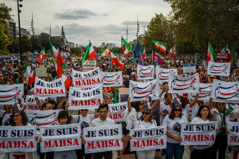 AFP - Archivos de protestas en Irán. Armita Garawand murió tras coma luego de incidente con policía moral