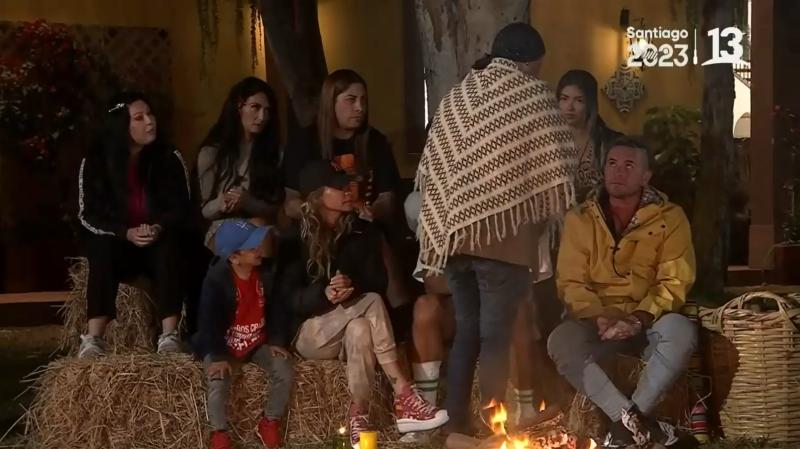 Canal 13 - Junior Playboy y psíquico en Tierra Brava