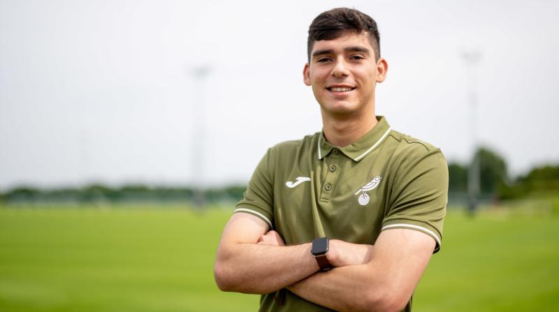 Vicente Reyes vivirá un corto préstamo - Créditos: Norwich City