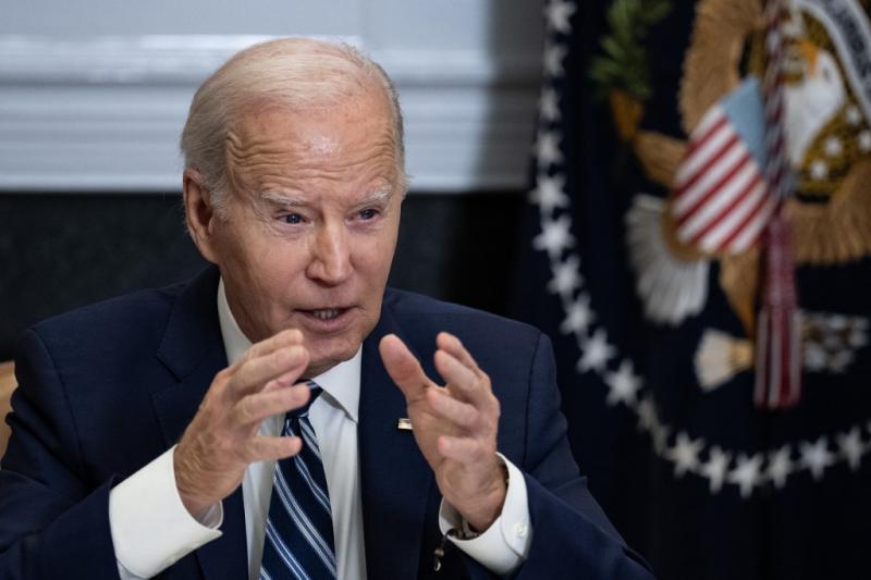 AFP - Biden se declara "extraordinariamente satisfecho" por acuerdo sobre rehenes en Gaza