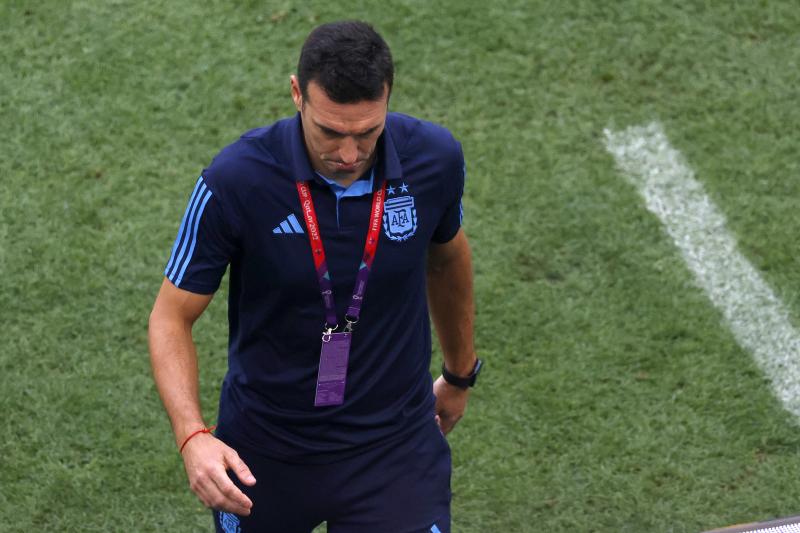 Revelan fuerte cruce entre Lionel Messi y Lionel Scaloni en la selección argentina. (Photosport)
